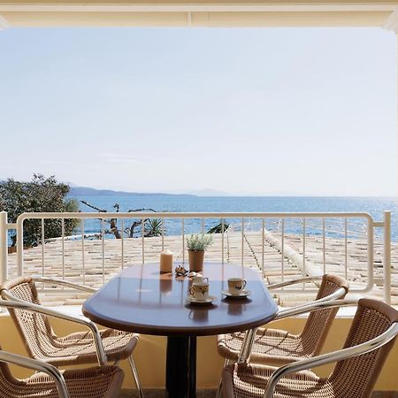 Salt & Sun Apartments By Konnect, At Kaminaki Beach Nisaki  Екстериор снимка