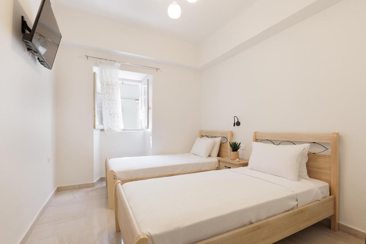 Salt & Sun Apartments By Konnect, At Kaminaki Beach Nisaki  Екстериор снимка